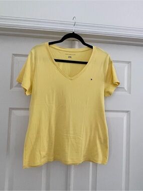 Tommy Hilfiger Light Yellow V-Neck Short Sleeve Tee